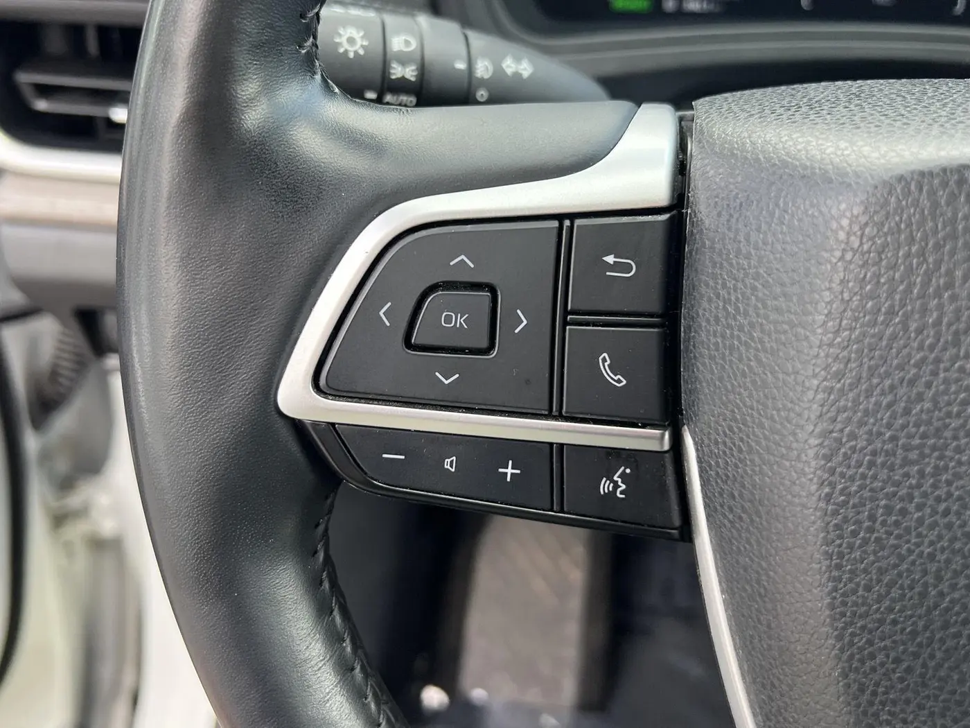 2025 Toyota Highlander - $59,427