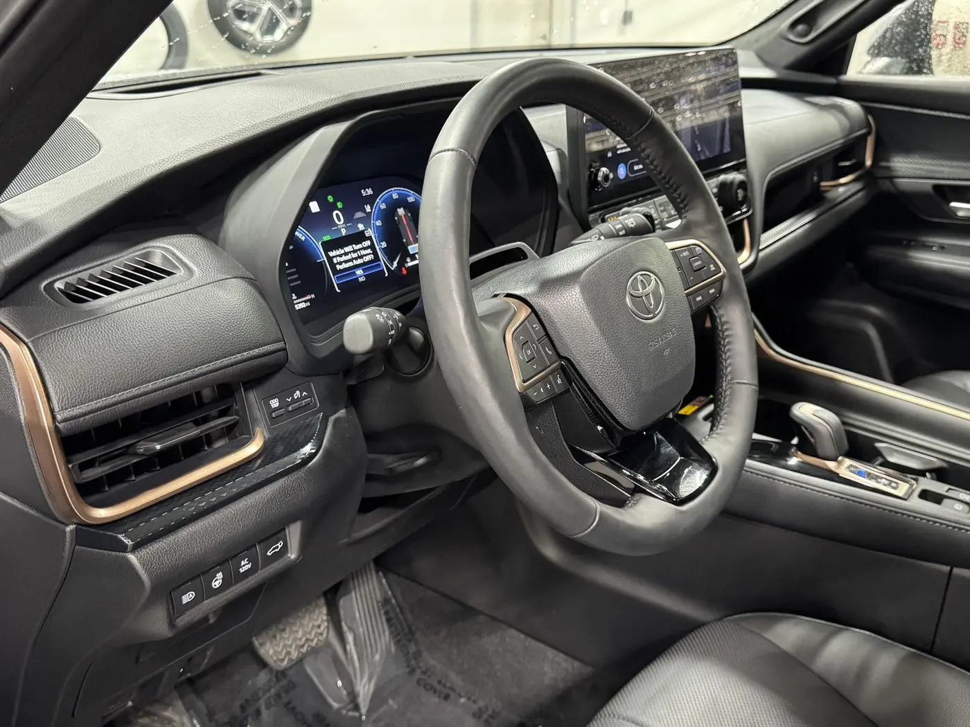 2025 Toyota Highlander - $60,698