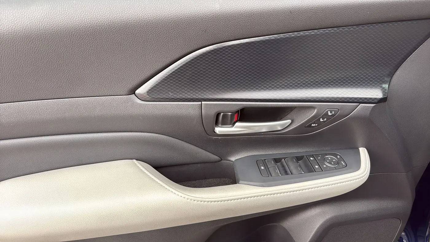 2025 Toyota Grand Highlander Hybrid MAX Limited