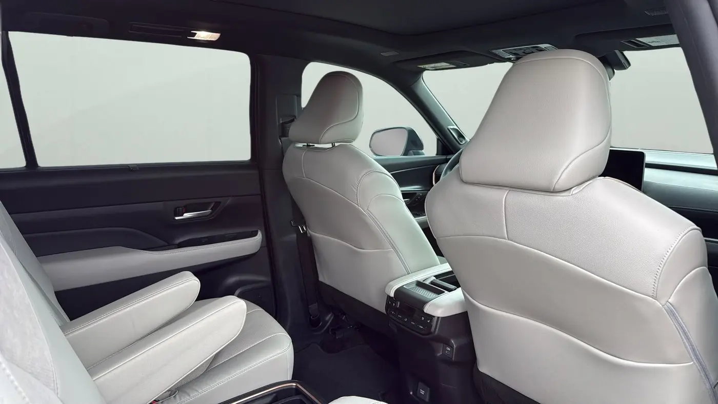 2025 Toyota Grand Highlander Hybrid MAX Limited