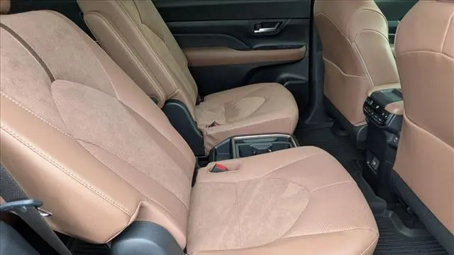 2026 Toyota Grand Highlander Hybrid MAX Platinum