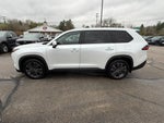 2025 Grand Highlander Hybrid Thumbnail 4