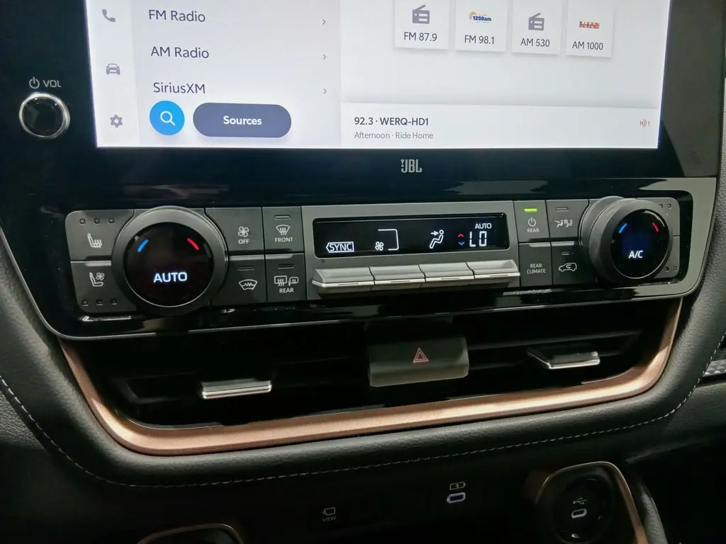 2025 Toyota Highlander - $58,987