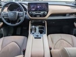 2025 Grand Highlander Hybrid Thumbnail 6