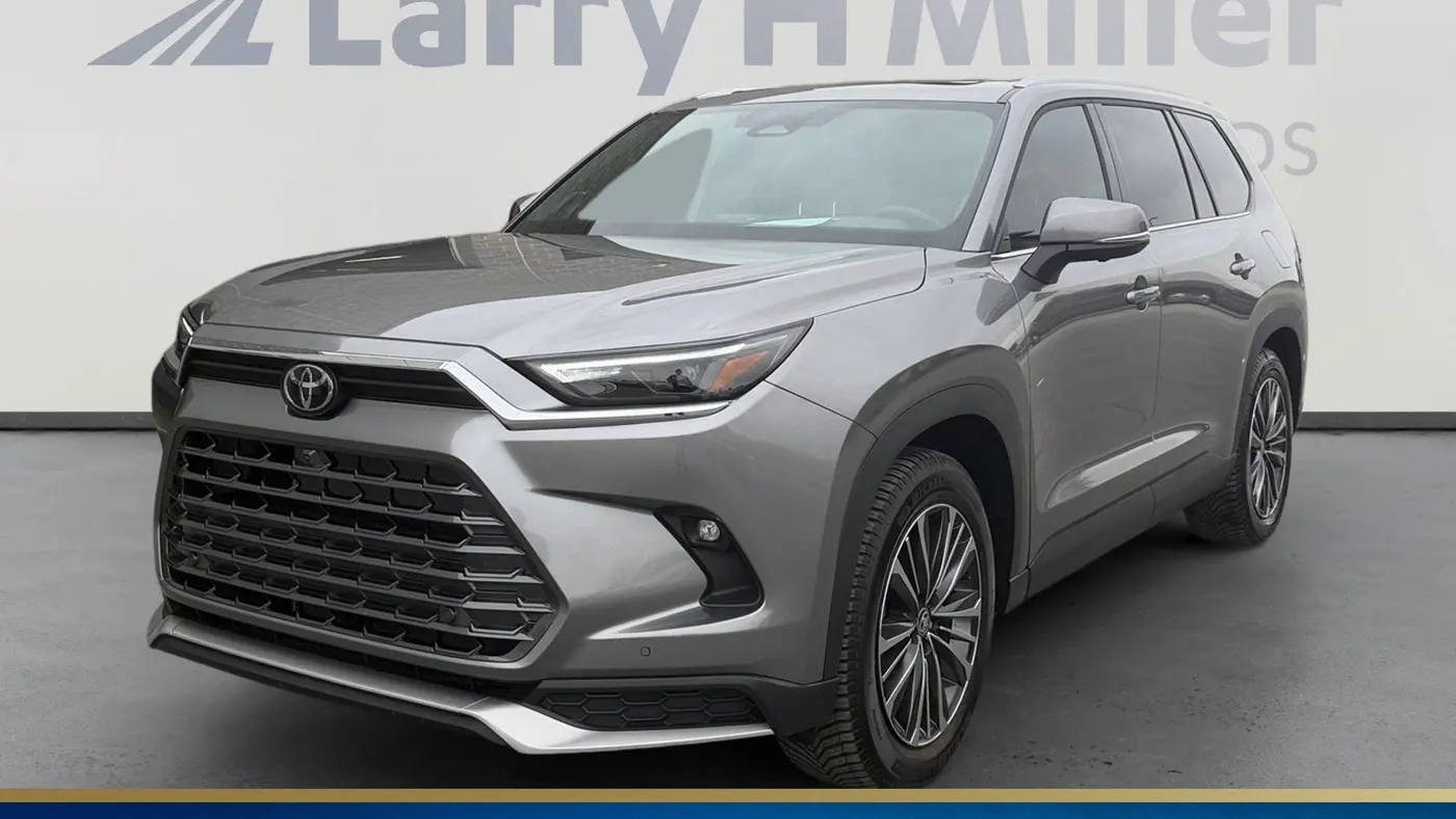 Preowned 2026 Toyota Grand Highlander Hybrid MAX Limited for Sale
