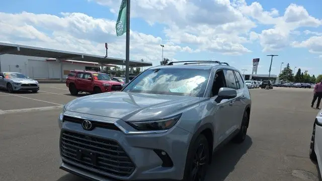 2026 Toyota Grand Highlander Hybrid MAX Limited