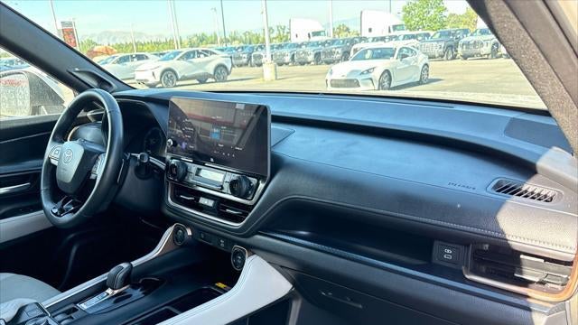 2024 Toyota Grand Highlander Hybrid MAX Limited