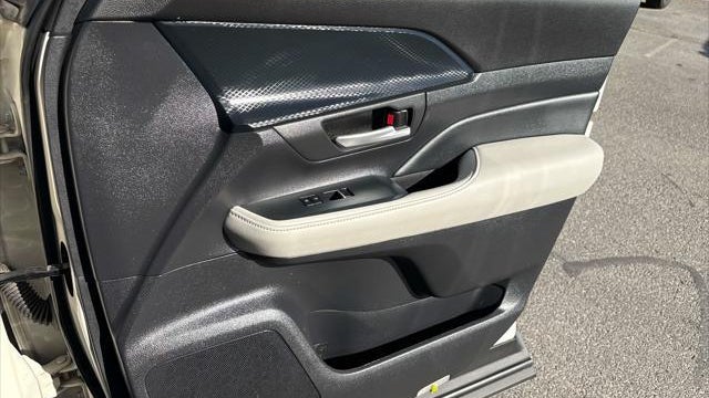 2024 Toyota Grand Highlander Hybrid MAX Limited