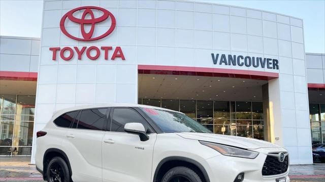 Preowned 2021 Toyota Highlander Hybrid LE for Sale