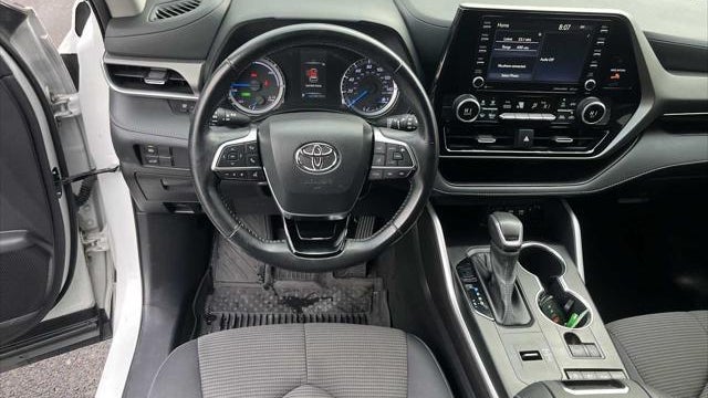 2021 Toyota Highlander Hybrid LE