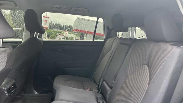 2021 Toyota Highlander Hybrid LE