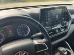2022 Highlander Hybrid Thumbnail 26