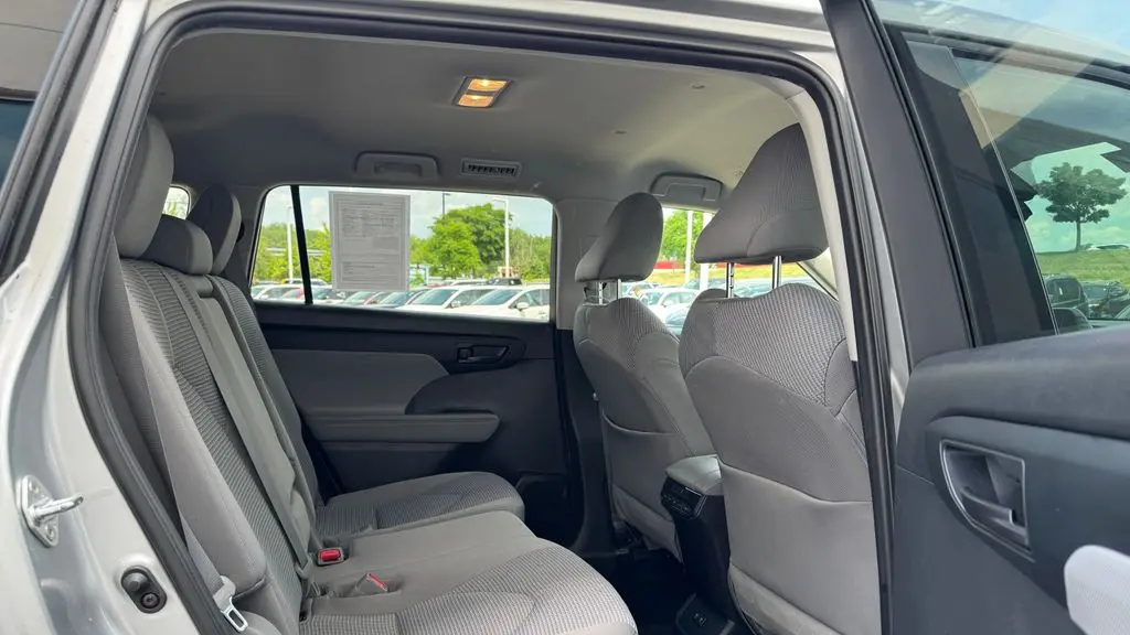 2021 Toyota Highlander Hybrid LE