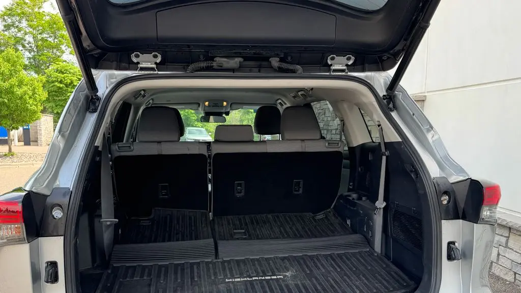 2021 Toyota Highlander Hybrid LE