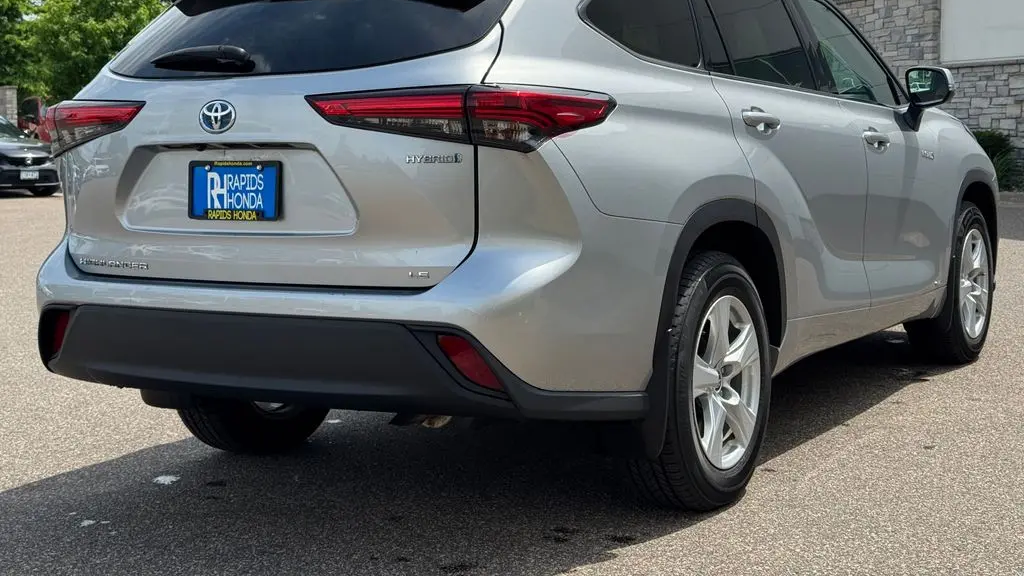 2021 Toyota Highlander Hybrid LE