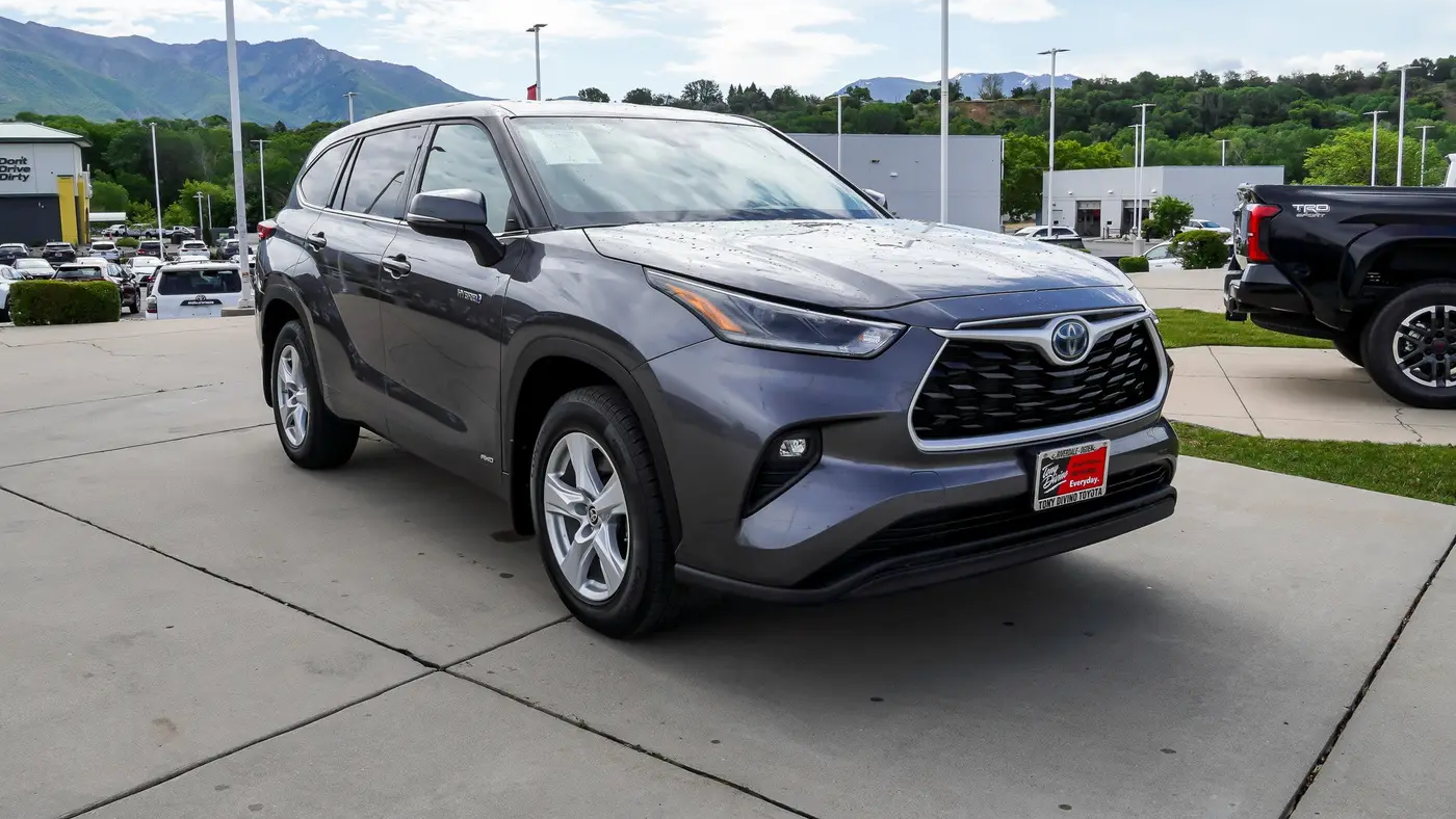 2021 Toyota Highlander Hybrid LE