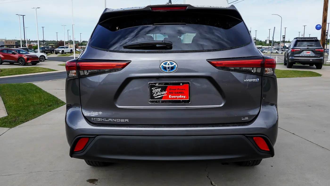 2021 Toyota Highlander Hybrid LE
