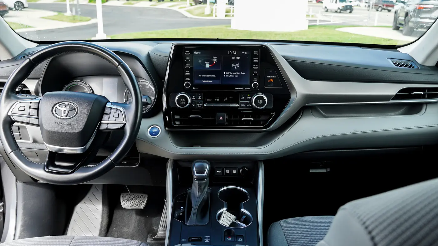 2021 Toyota Highlander Hybrid LE