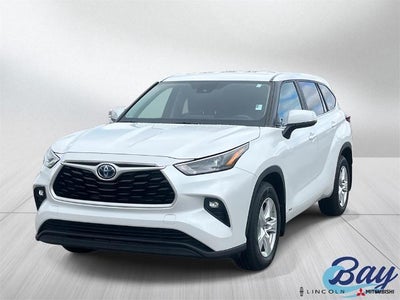 Photo of a 2023 Toyota Highlander Hybrid AWD LE 4DR SUV for sale