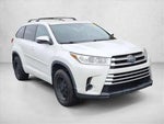 2017 Highlander Hybrid Thumbnail 4