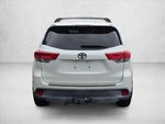 2017 Highlander Hybrid Thumbnail 7