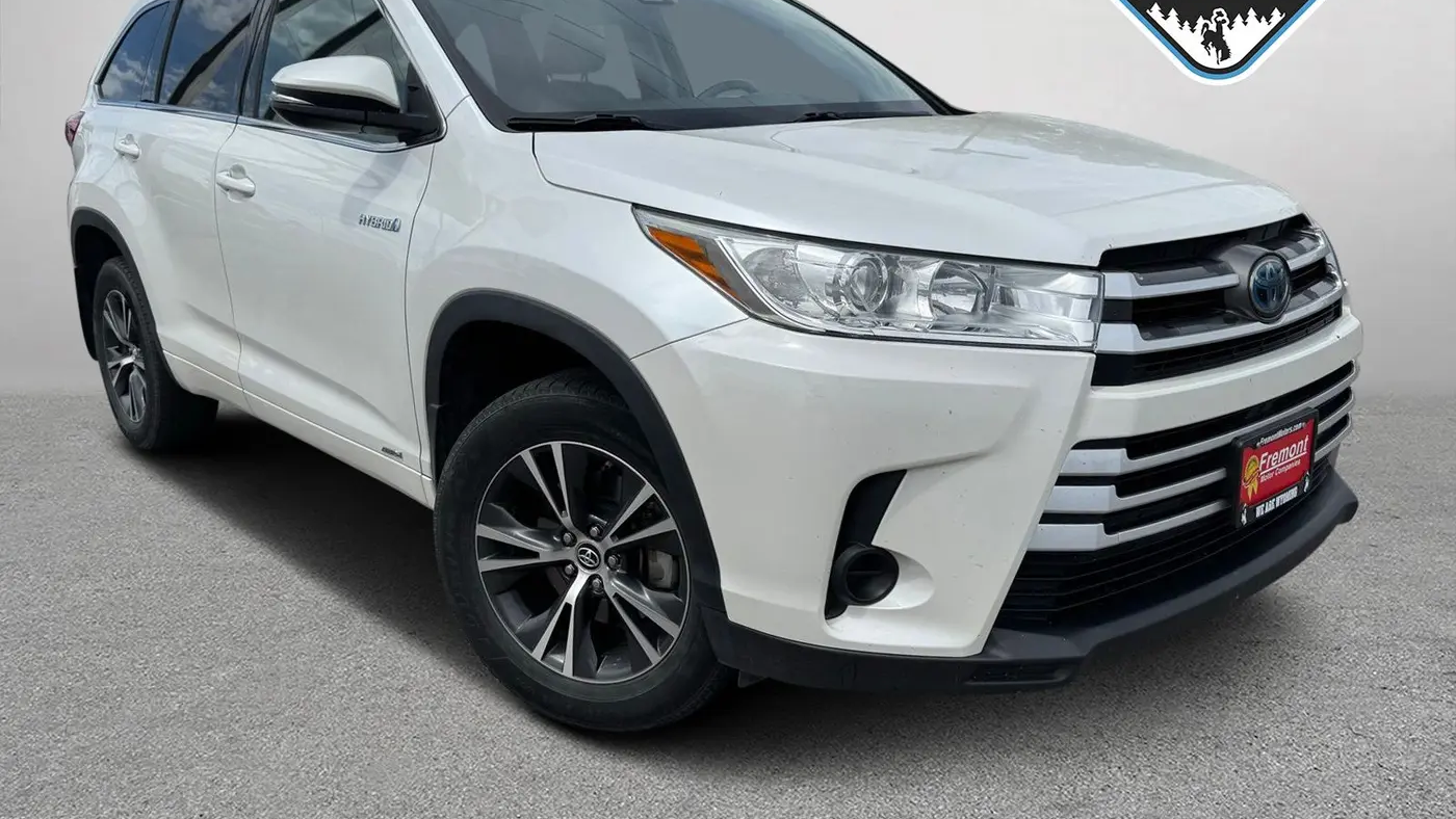 Preowned 2018 Toyota Highlander Hybrid LE for Sale