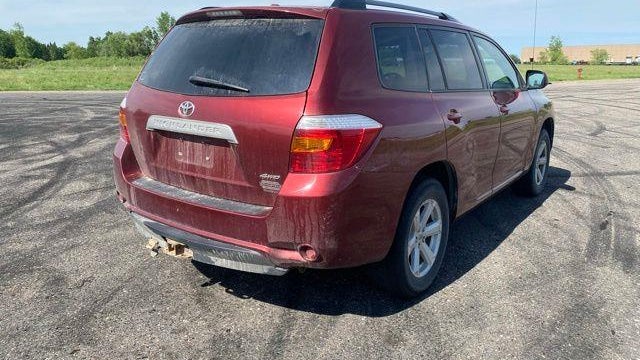 2010 Toyota Highlander Base