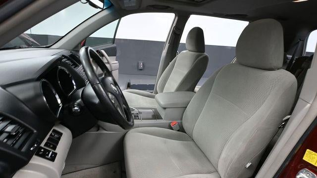 2010 Toyota Highlander Base