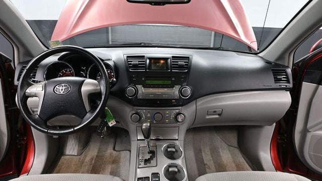 2010 Toyota Highlander Base