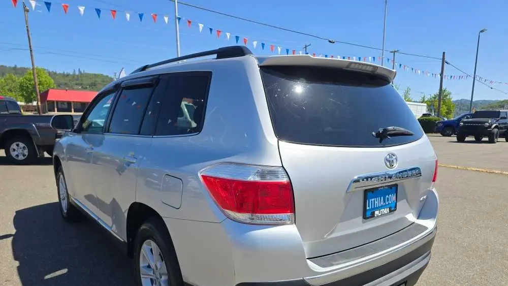 2012 Toyota Highlander SE