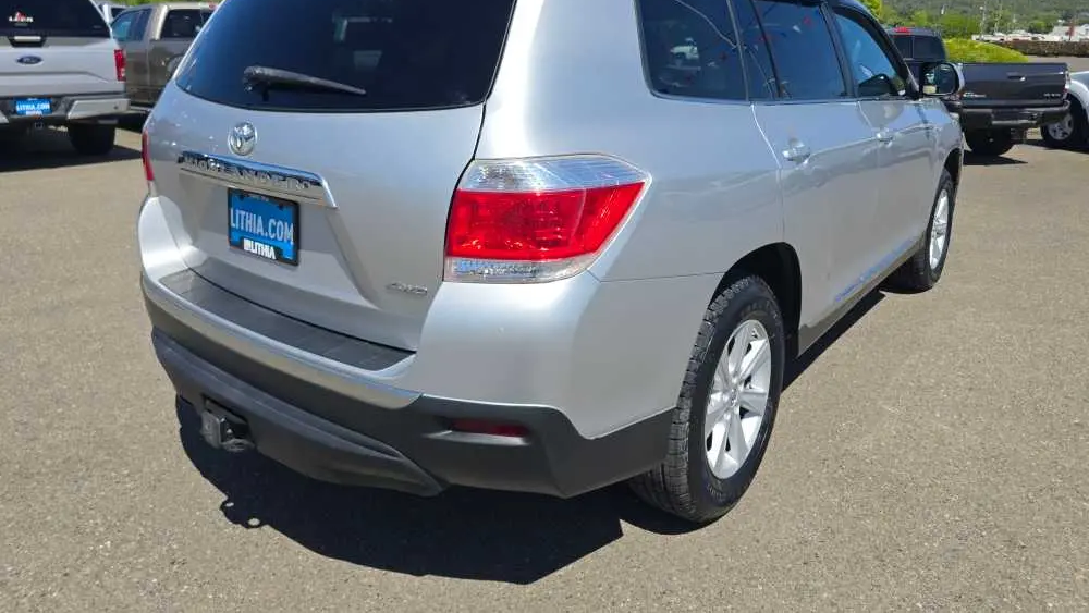 2012 Toyota Highlander SE