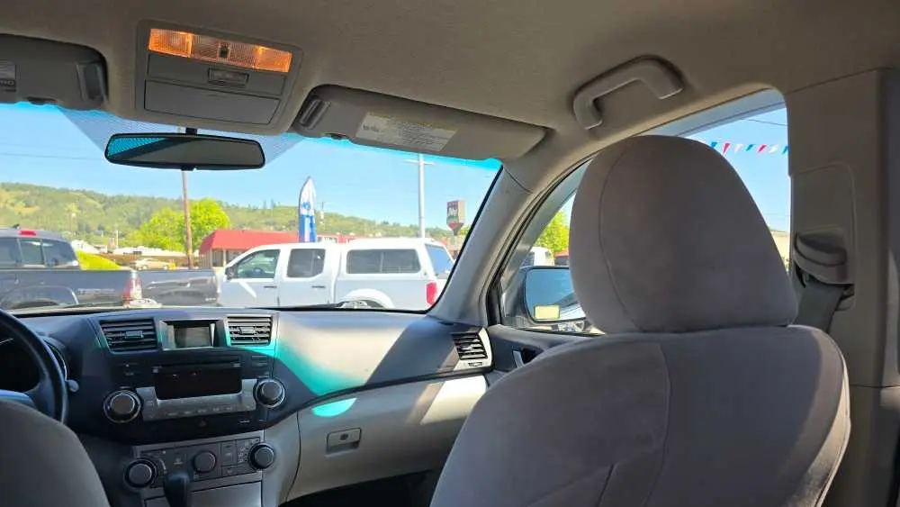 2012 Toyota Highlander SE