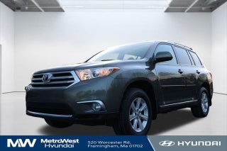 2011 Toyota Highlander with Sandy Beach Metallic Exterior