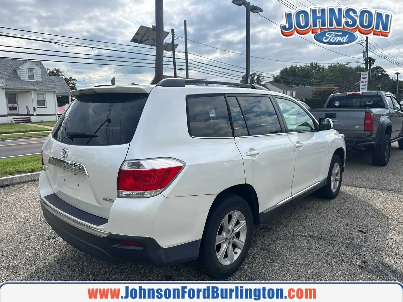 2012 Toyota Highlander - $15,800