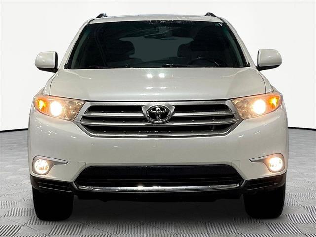 2013 Toyota Highlander - $11,800