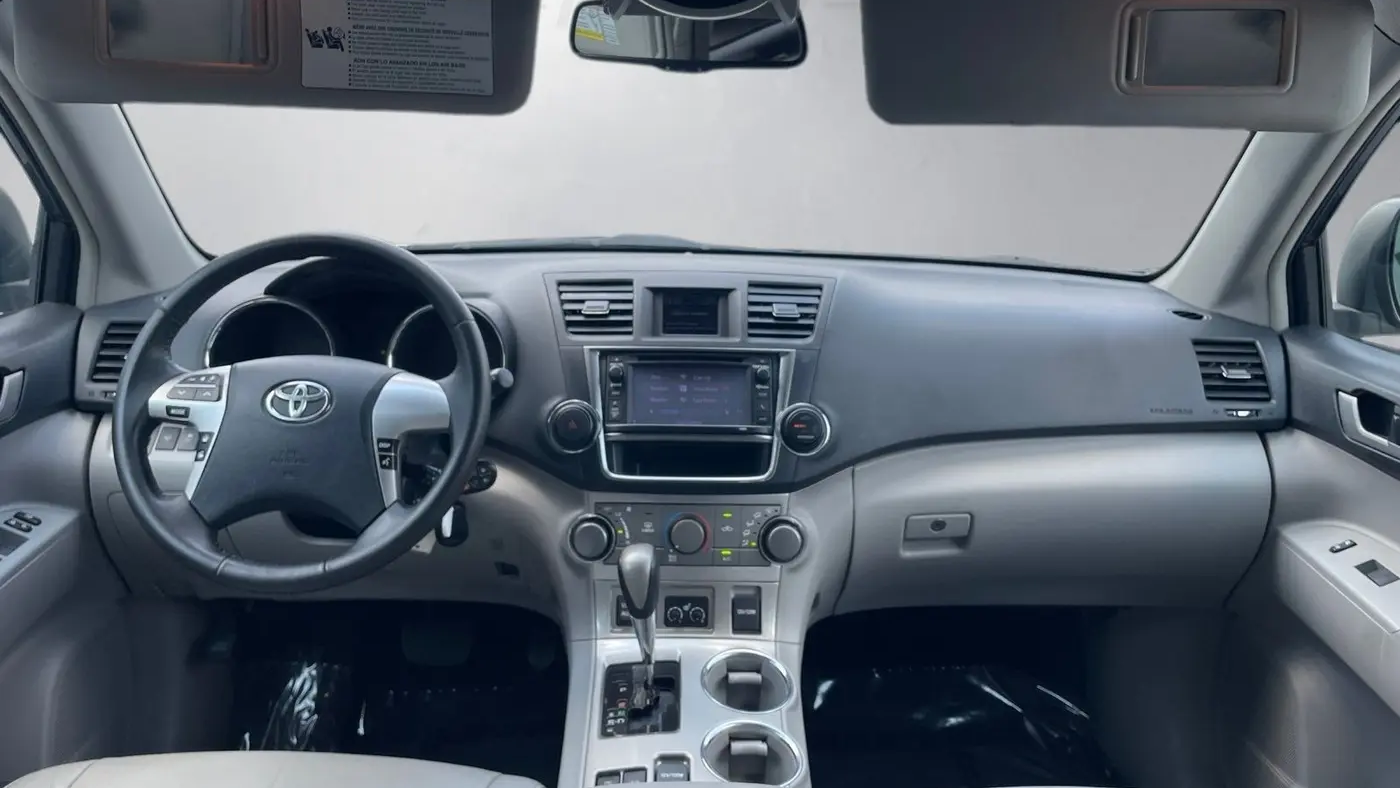 2013 Toyota Highlander Base