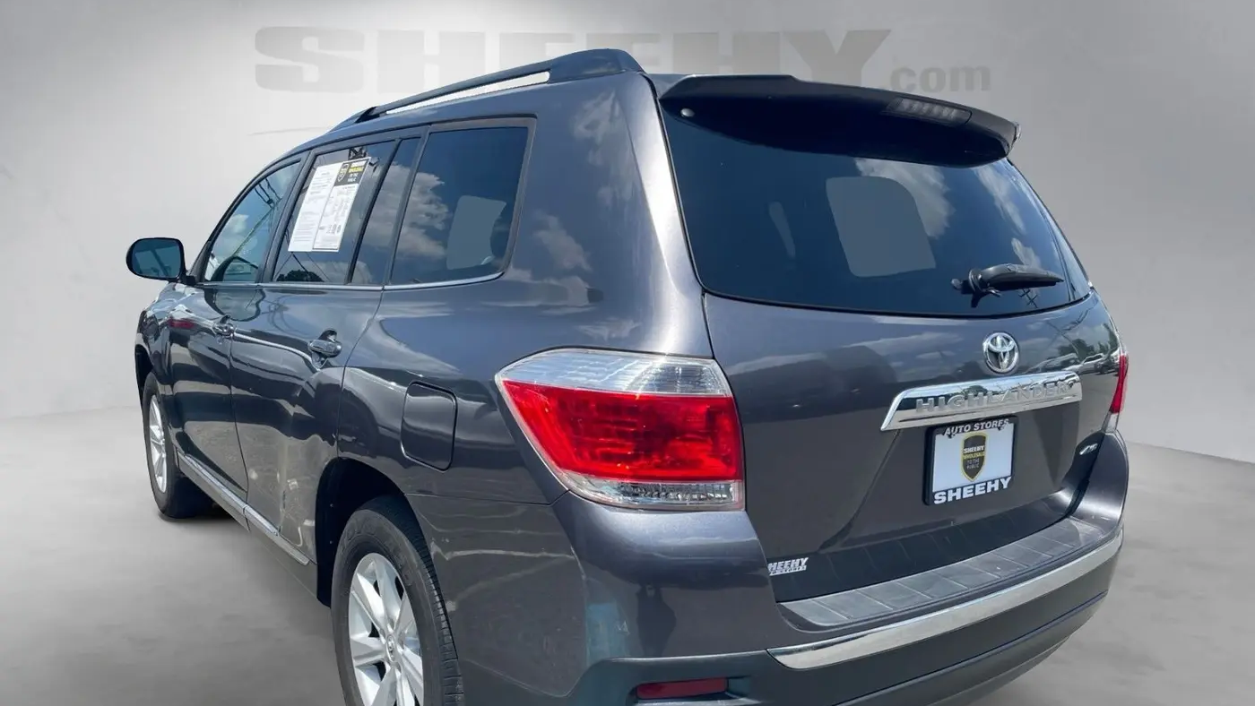 2013 Toyota Highlander Base
