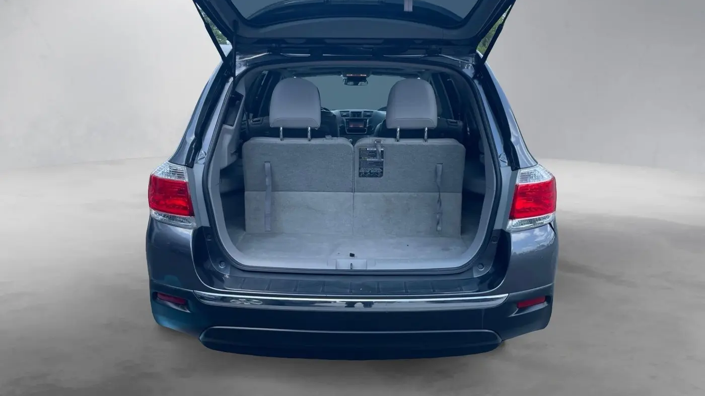 2013 Toyota Highlander Base