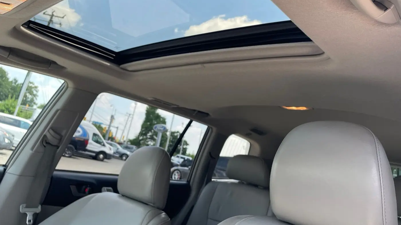 2013 Toyota Highlander Base