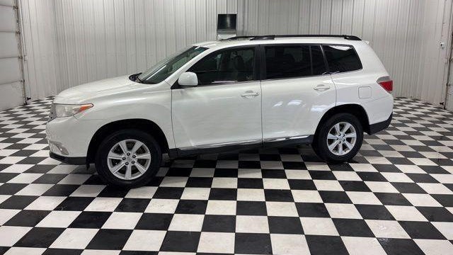 Preowned 2013 Toyota Highlander SE for Sale
