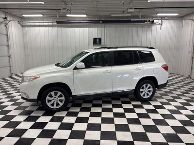 Photo of a 2013 Toyota Highlander AWD Base 4DR SUV for sale