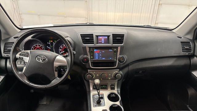 2013 Toyota Highlander SE