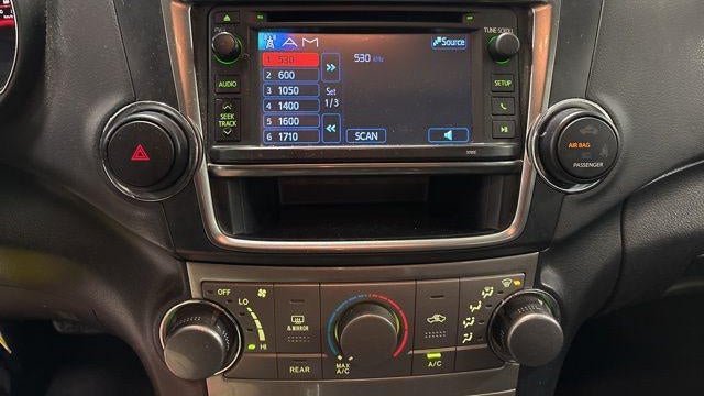 2013 Toyota Highlander SE