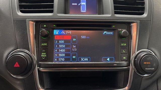 2013 Toyota Highlander SE