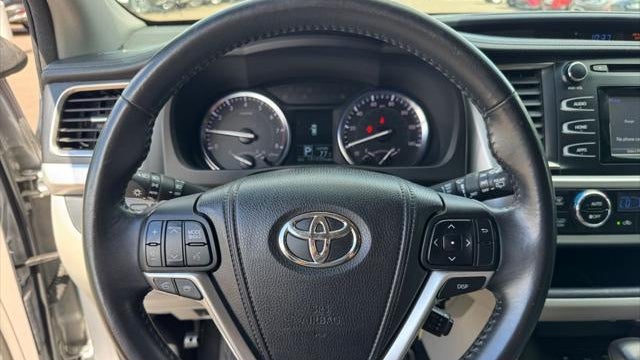 2014 Toyota Highlander LE