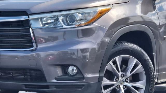 2015 Toyota Highlander LE