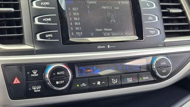 2015 Toyota Highlander LE