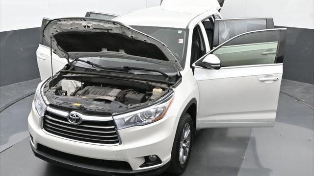 2015 Toyota Highlander LE Plus