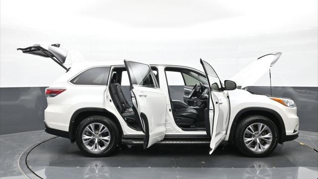2015 Toyota Highlander LE Plus