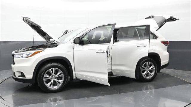 2015 Toyota Highlander LE Plus